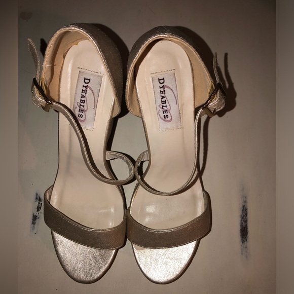 Gold dyeable heels - Picture 2 of 6